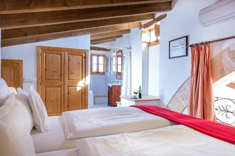 Fincahotel Can Estades Calvià 4*,  España